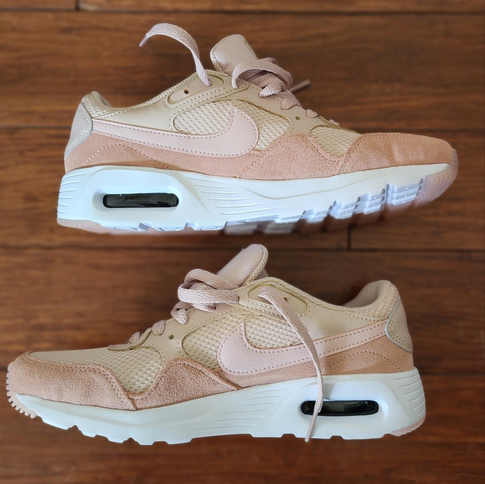 Nike air max in nude pink (NWOT) - Picture 2 of 4